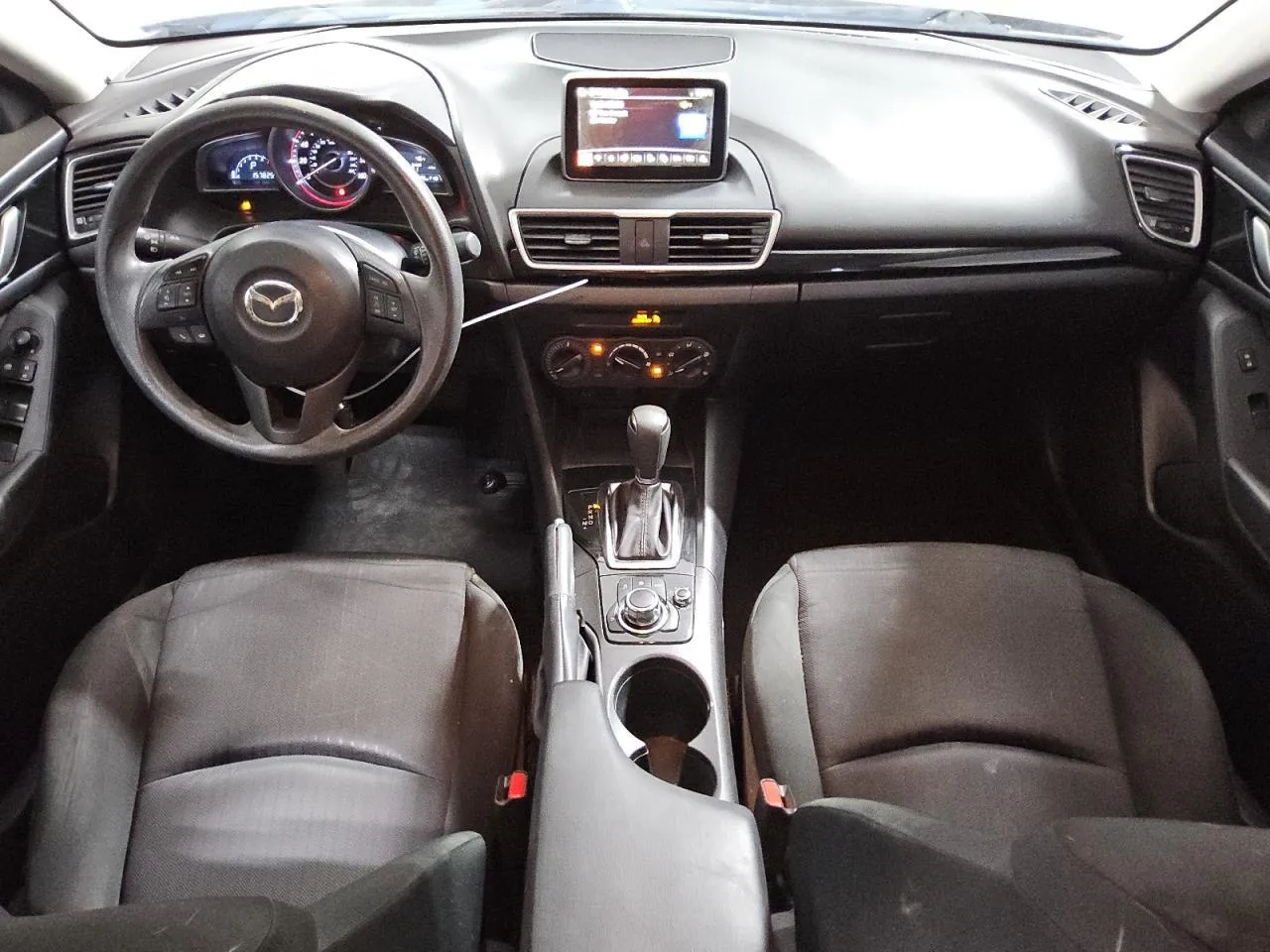 Фото MAZDA 3 SPORT – панель приборів