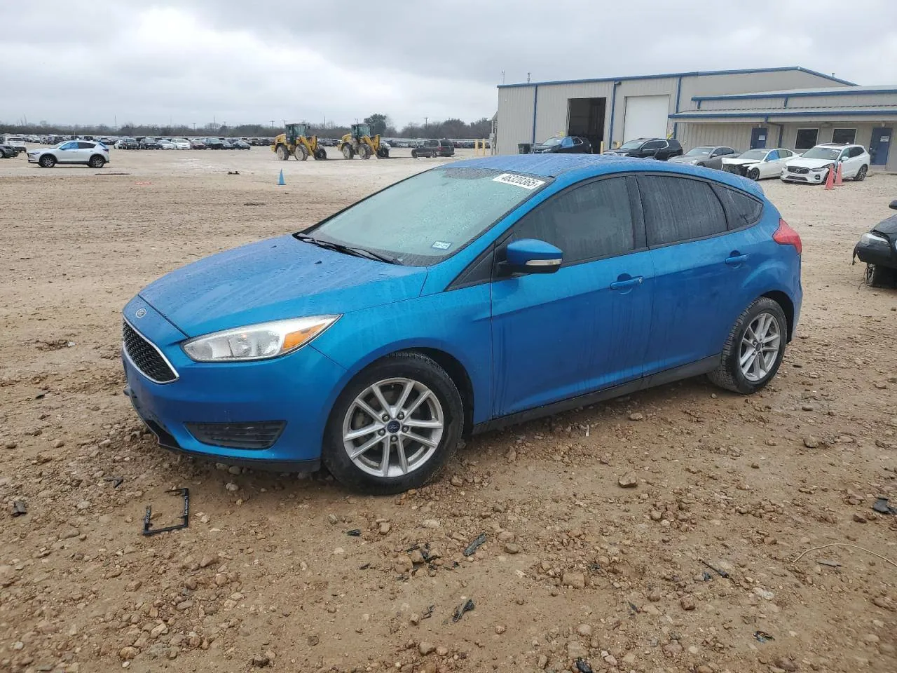 Фото Ford Focus SE – збоку
