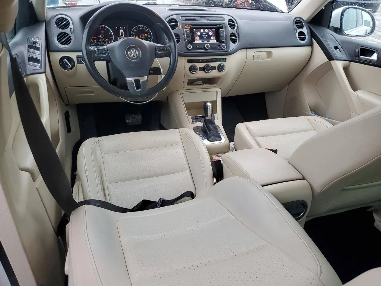 Фото Volkswagen Tiguan S – Vin code